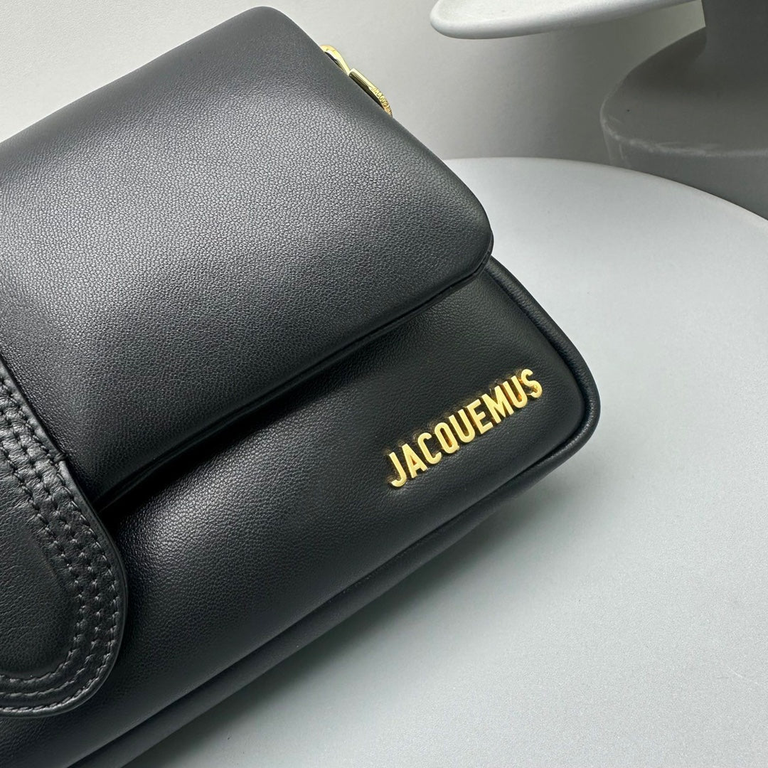 Pronta Entrega – Bolsa Modelo Jacquemus Le Bambimou Acolchoada