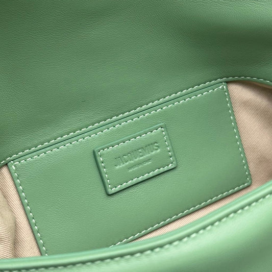 Pronta Entrega – Bolsa Modelo Jacquemus Le Bambimou Acolchoada