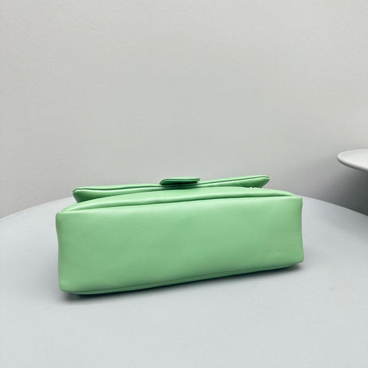 Pronta Entrega – Bolsa Modelo Jacquemus Le Bambimou Acolchoada