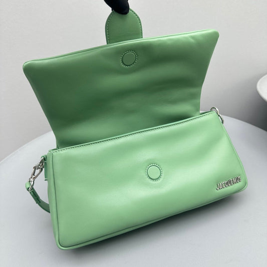 Pronta Entrega – Bolsa Modelo Jacquemus Le Bambimou Acolchoada