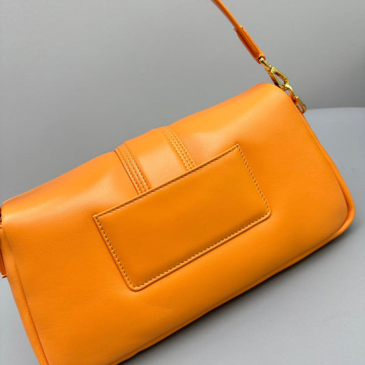 Pronta Entrega – Bolsa Modelo Jacquemus Le Bambimou Acolchoada