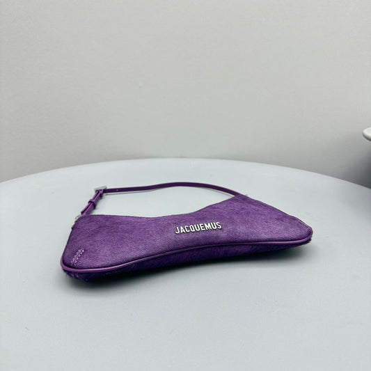 Pronta Entrega – Bolsa Modelo Jacquemus Le Bisou