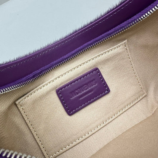 Pronta Entrega – Bolsa Modelo Jacquemus Le Bisou