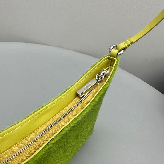 Pronta Entrega – Bolsa Modelo Jacquemus Le Bisou