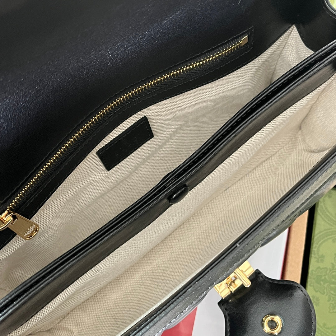Pronta Entrega – Bolsa Gucci GG Matelassê Pequena