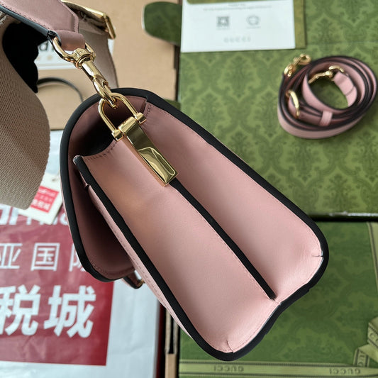 Pronta Entrega – Bolsa Gucci GG Matelassê Pequena
