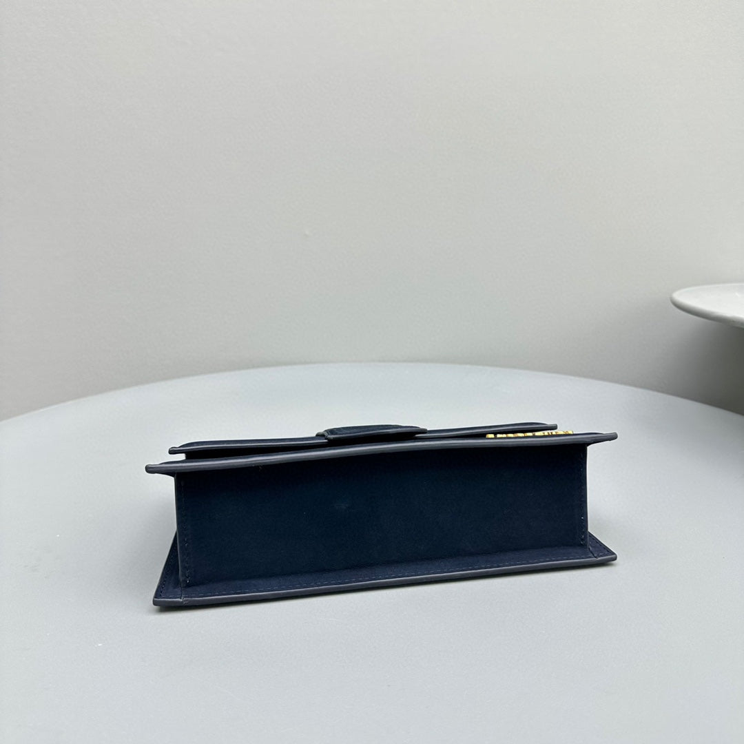 Pronta Entrega – Bolsa Modelo Jacquemus Tote Le Grand Bambino Nobuck