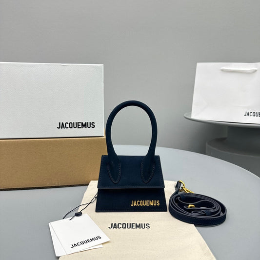 Pronta Entrega – Bolsa Modelo Jacquemus Le Chiquito Nobuck