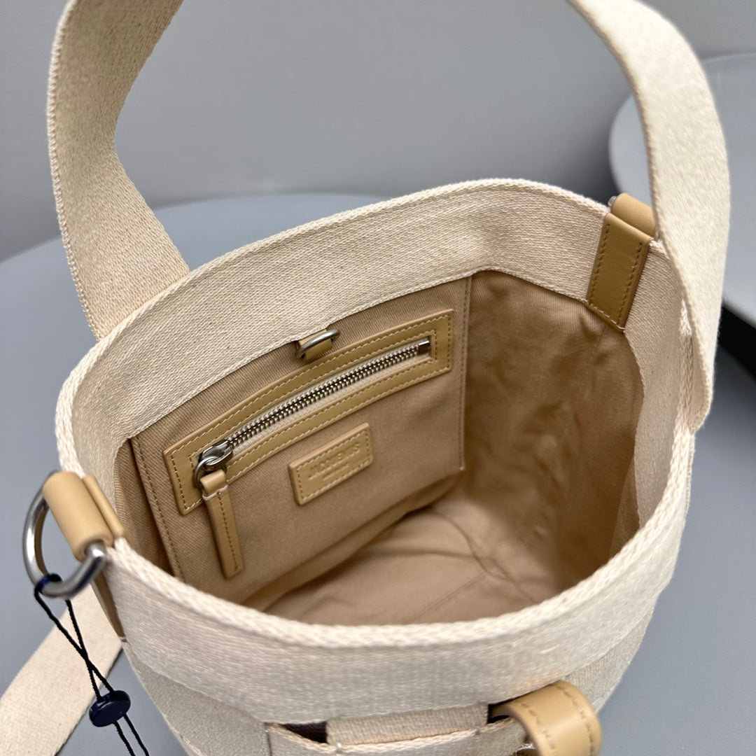 Pronta Entrega – Bolsa Modelo Jacquemus Le seau Gros Grain