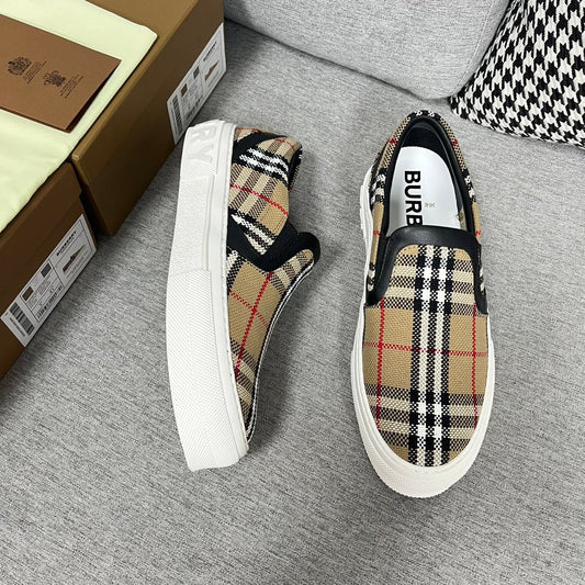 Pronta Entrega – Sneaker Modelo Burberry