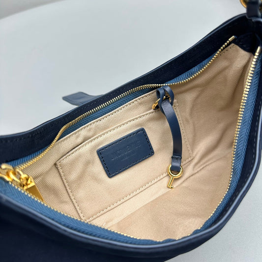Pronta Entrega – Bolsa Modelo Jacquemus Le Bisou Cadenas de Camurça