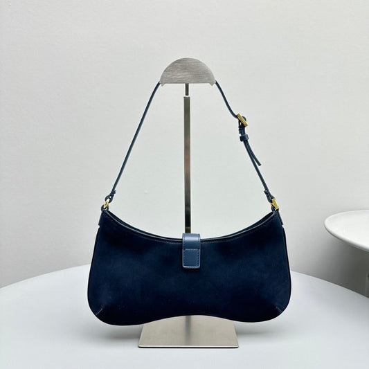 Pronta Entrega – Bolsa Modelo Jacquemus Le Bisou Cadenas de Camurça