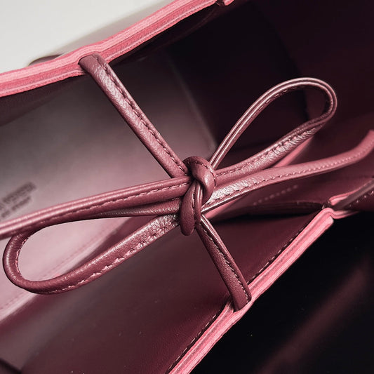Pronta Entrega – PRONTA-ENTREGA – Bolsa Modelo Bottega Arco