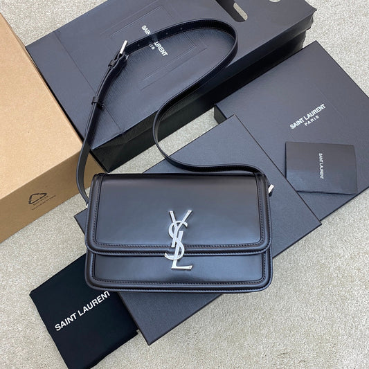 Pronta Entrega – Bolsa Modelo Yves Saint Laurent  São Loureiro Couro com Logotipo