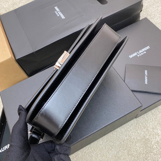 Pronta Entrega – Bolsa Modelo Yves Saint Laurent  São Loureiro Couro com Logotipo