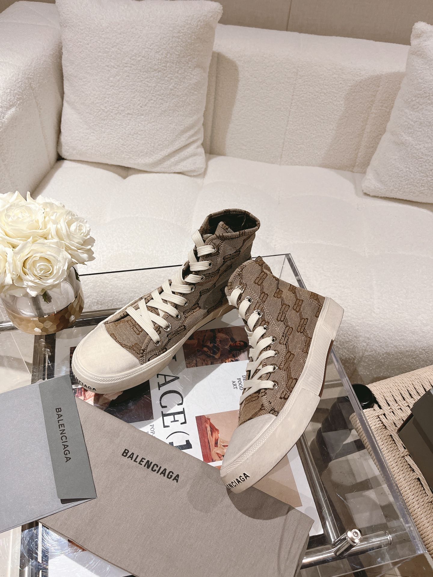 Pronta Entrega – Tênis Modelo Balenciaga Paris