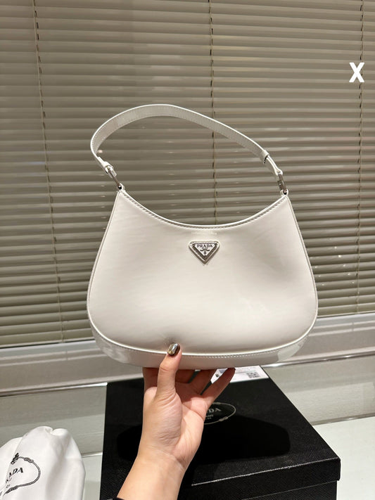 Pronta Entrega – Bolsa Modelo Prada de Ombro Cleo