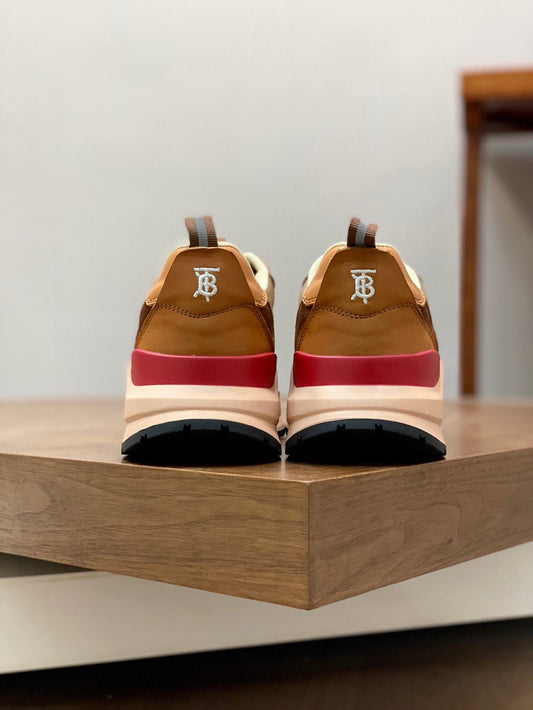 Pronta Entrega – Tênis Modelo Burberry