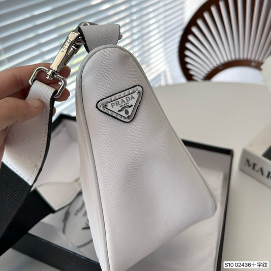 Pronta Entrega – Bolsa Modelo Prada Tiracolo com Placa de Logo