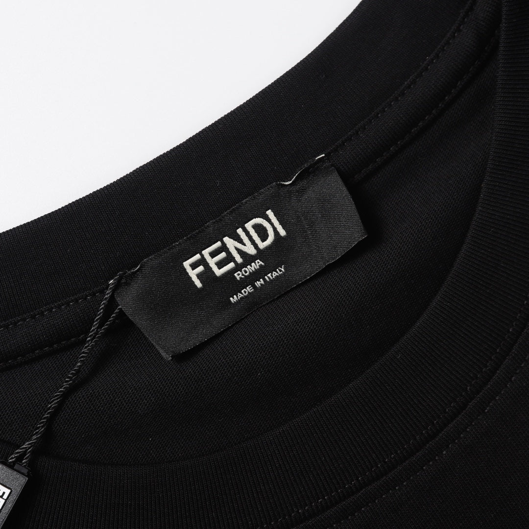 Pronta Entrega – Camiseta Modelo Fendi
