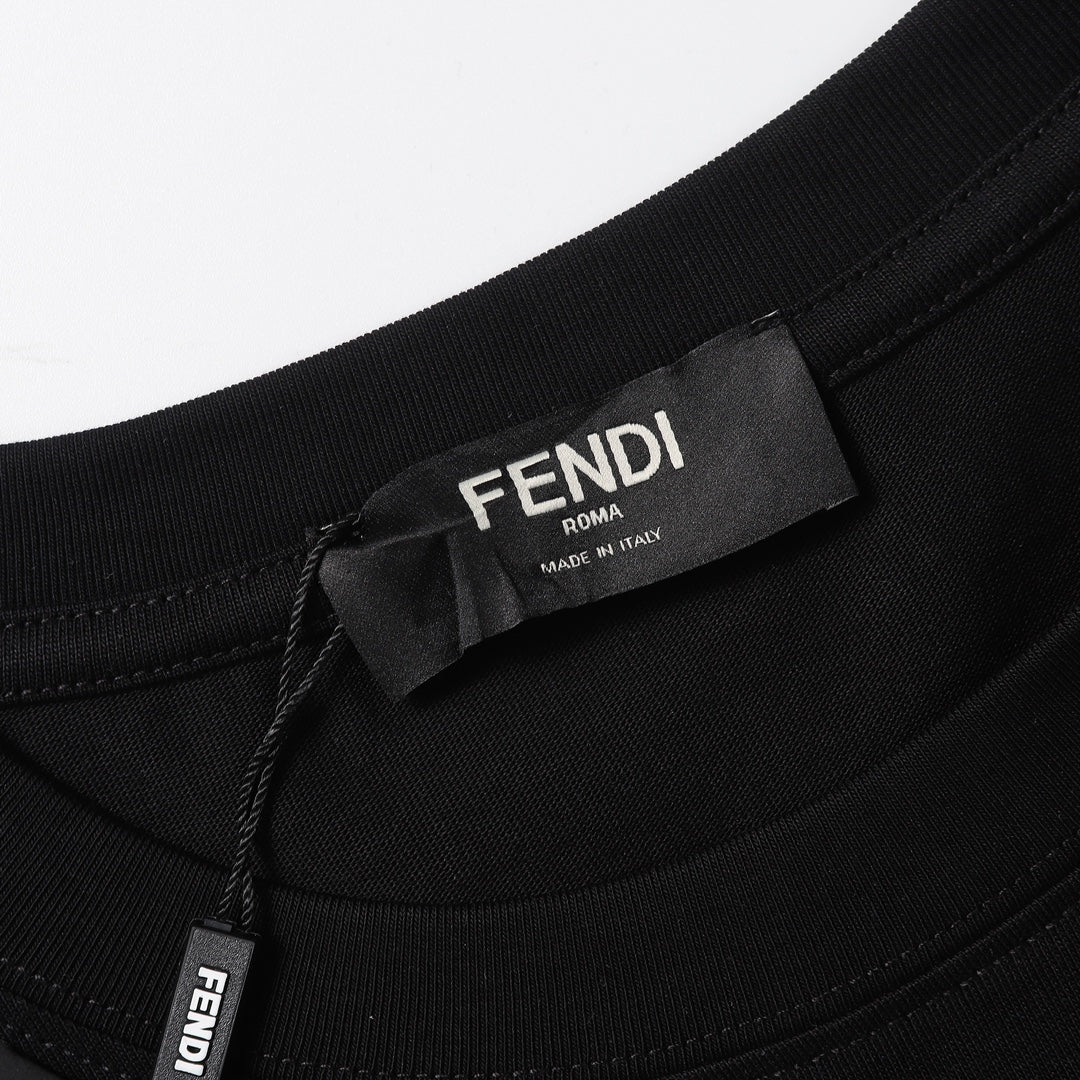 Pronta Entrega – Camiseta Modelo Fendi