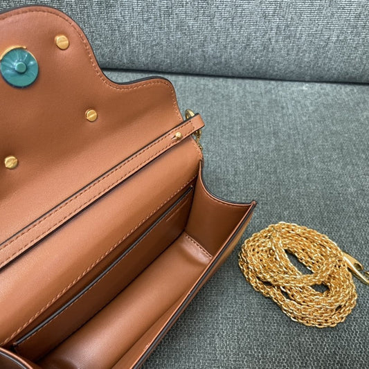 Pronta Entrega – Bolsa Transversal Modelo Valentino Garavani Bege