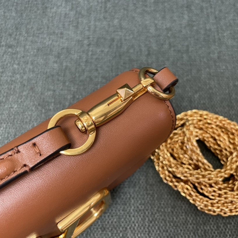 Pronta Entrega – Bolsa Transversal Modelo Valentino Garavani Bege