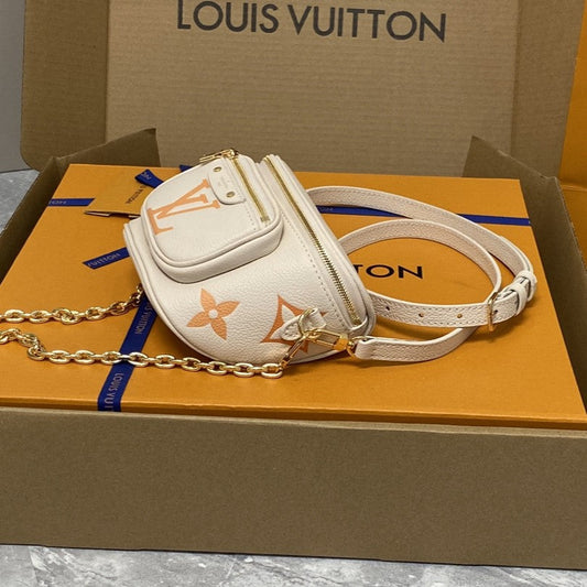 Pronta Entrega – PRONTA-ENTREGA – Bolsa Modelo Louis Vuitton Mini Bumbag em couro Monograma Empreinte