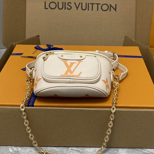 Pronta Entrega – PRONTA-ENTREGA – Bolsa Modelo Louis Vuitton Mini Bumbag em couro Monograma Empreinte