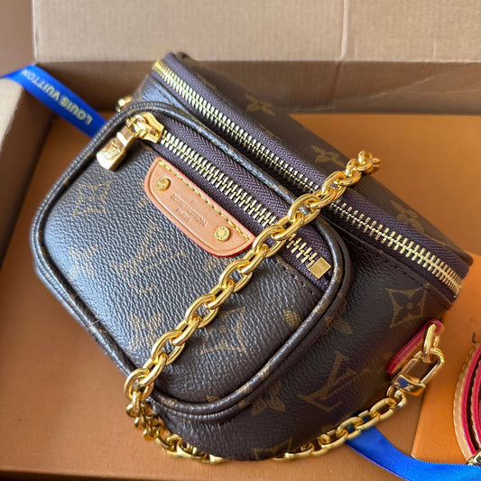 Pronta Entrega – Bolsa Modelo Loui Vuitton Mini Bumbag