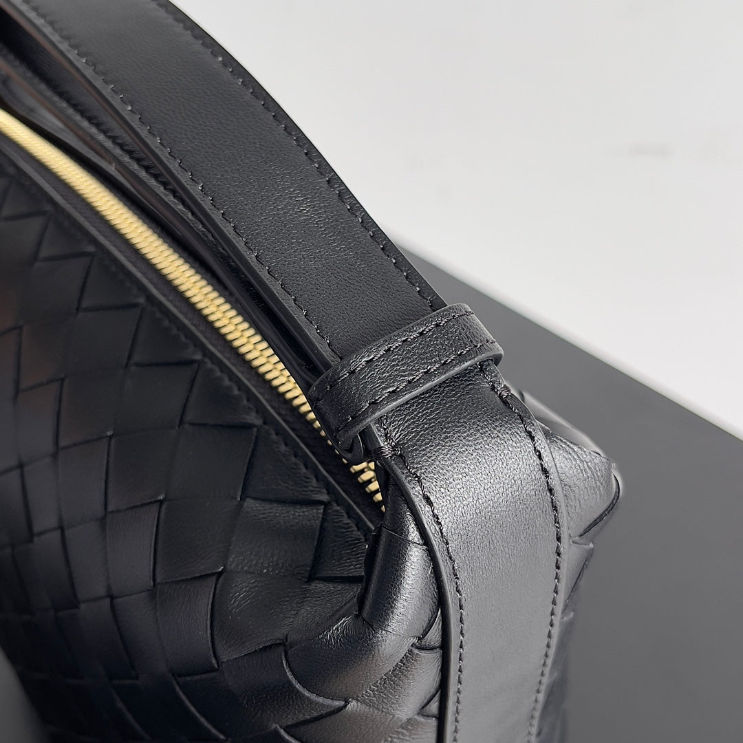 Pronta Entrega – Bolsa Modelo Bottega Wallace Hobo
