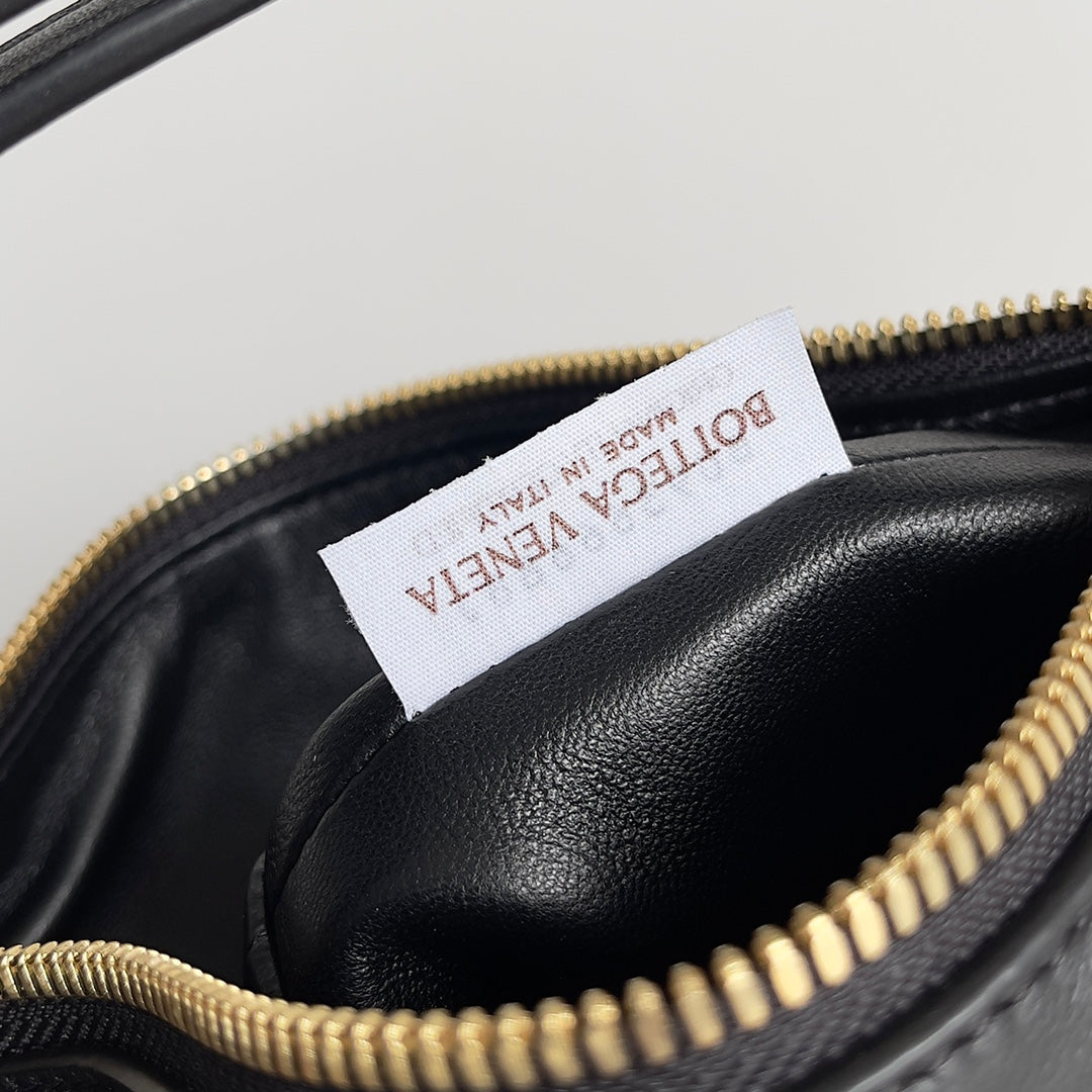 Pronta Entrega – Bolsa Modelo Bottega Wallace Hobo