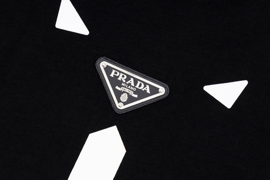 Pronta Entrega – Camiseta Modelo Prada