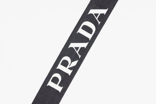 Pronta Entrega – Camiseta Modelo Prada