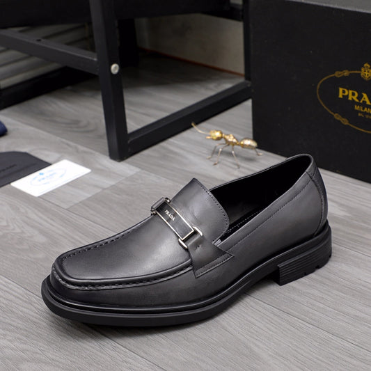 Pronta Entrega – Sapato Modelo Mocassim Prada
