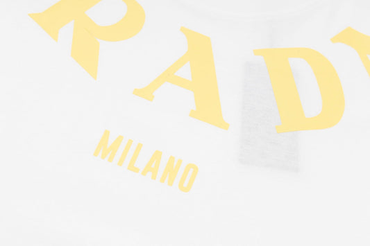 Pronta Entrega – Camiseta Modelo Prada