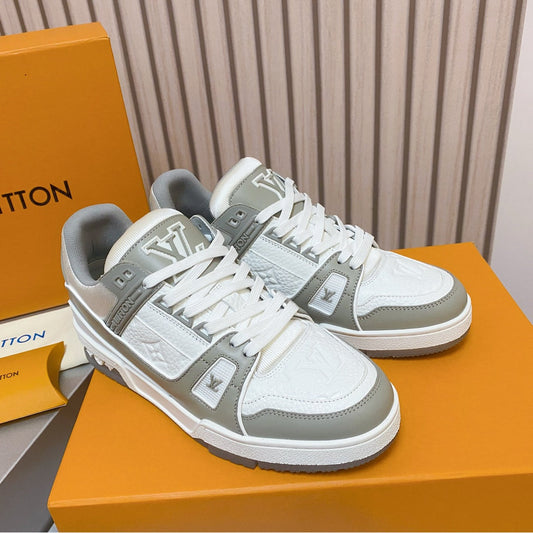 Pronta Entrega – Tênis Modelo LV Trainer