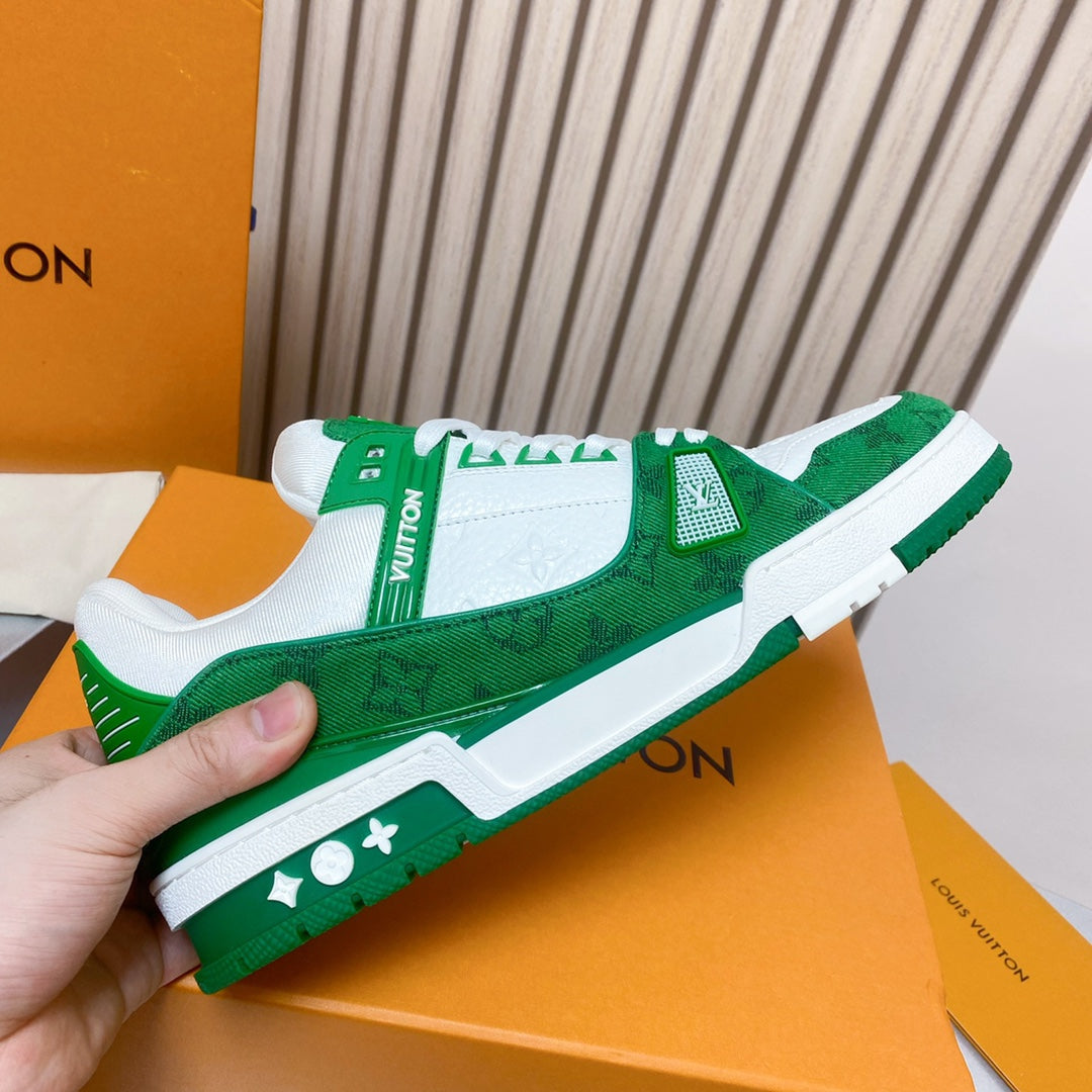 Pronta Entrega – Tênis Modelo LV Trainer