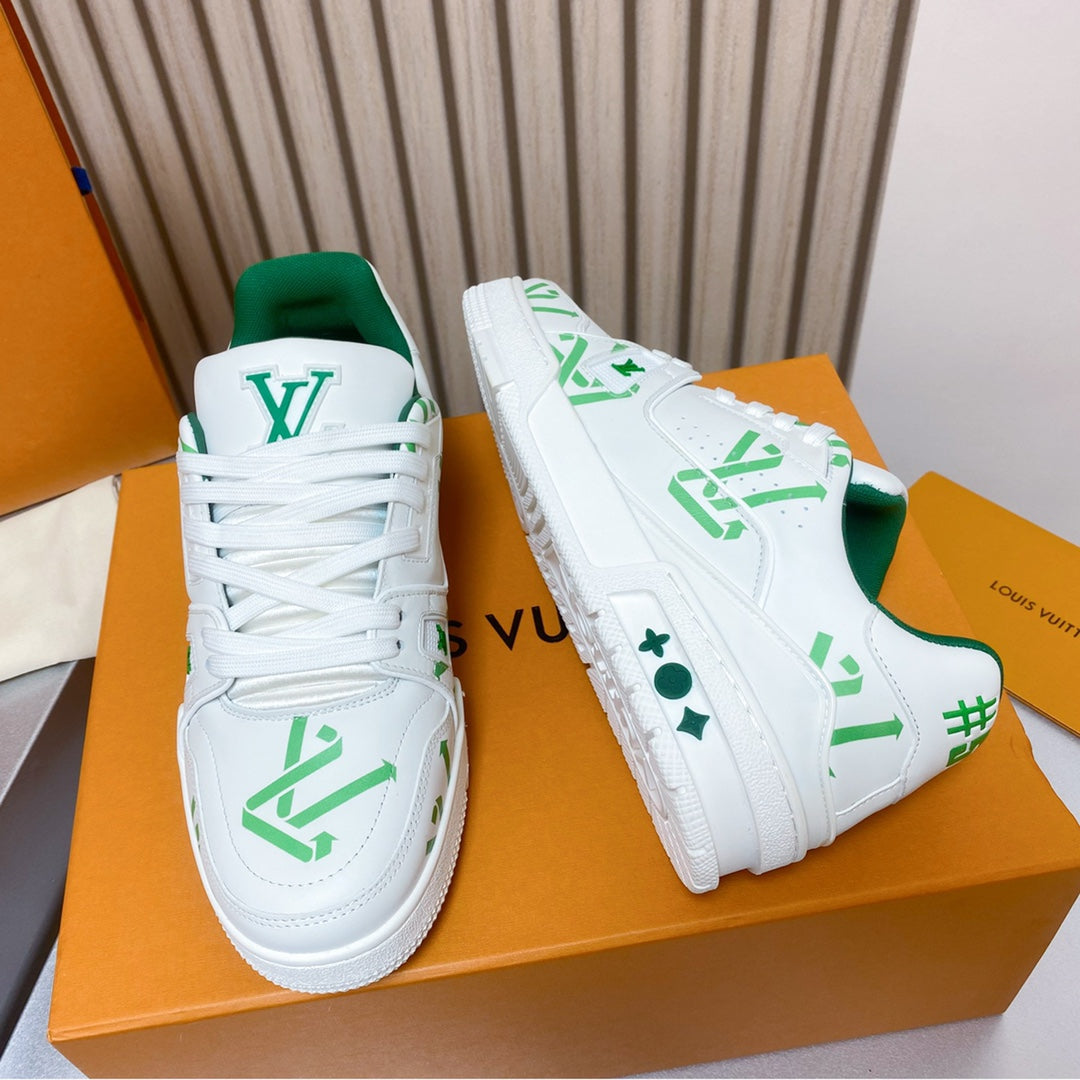 Pronta Entrega – Tênis Modelo LV Trainer