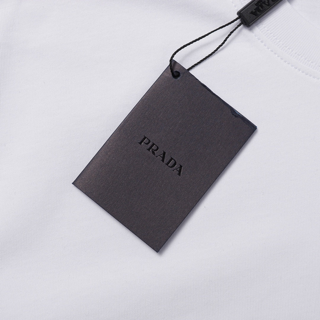 Pronta Entrega – Camiseta Modelo Prada