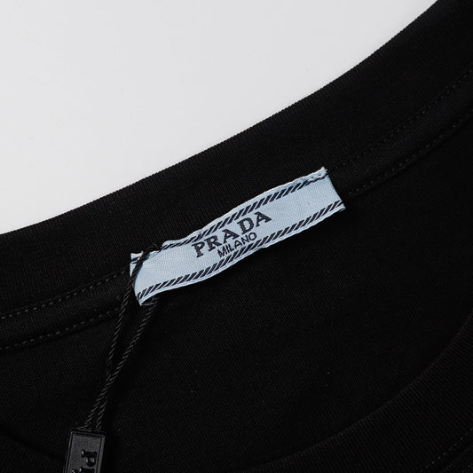 Pronta Entrega – Camiseta Modelo Prada