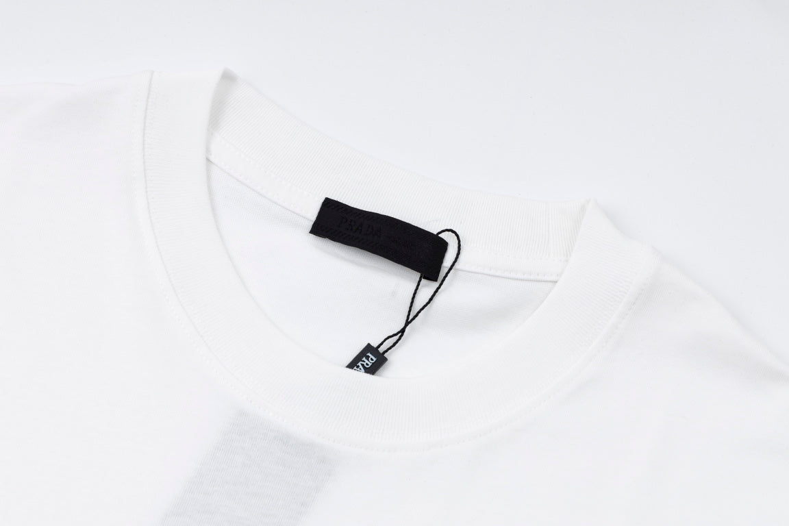 Pronta Entrega – Camiseta Modelo Prada