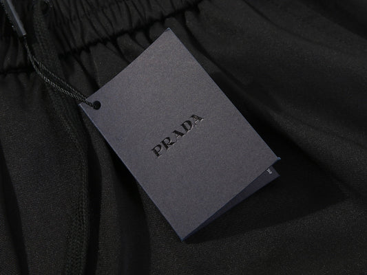 Pronta Entrega – Shorts Modelo Prada