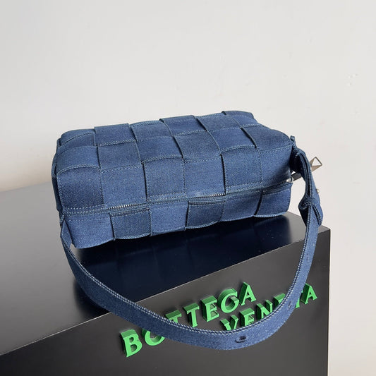 Pronta Entrega – Bolsa Modelo Bottega Cassete Transversal