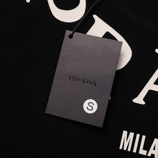 Pronta Entrega – Camiseta Modelo Prada