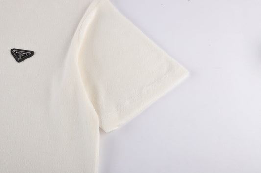 Pronta Entrega – Camiseta Modelo Prada