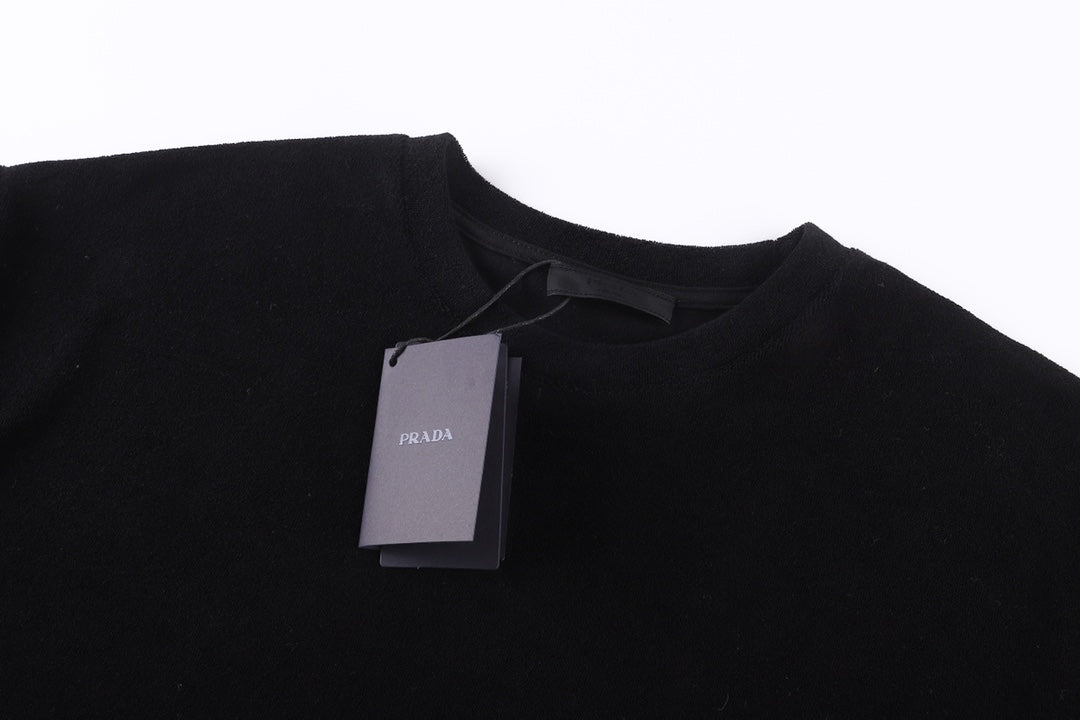 Pronta Entrega – Camiseta Modelo Prada