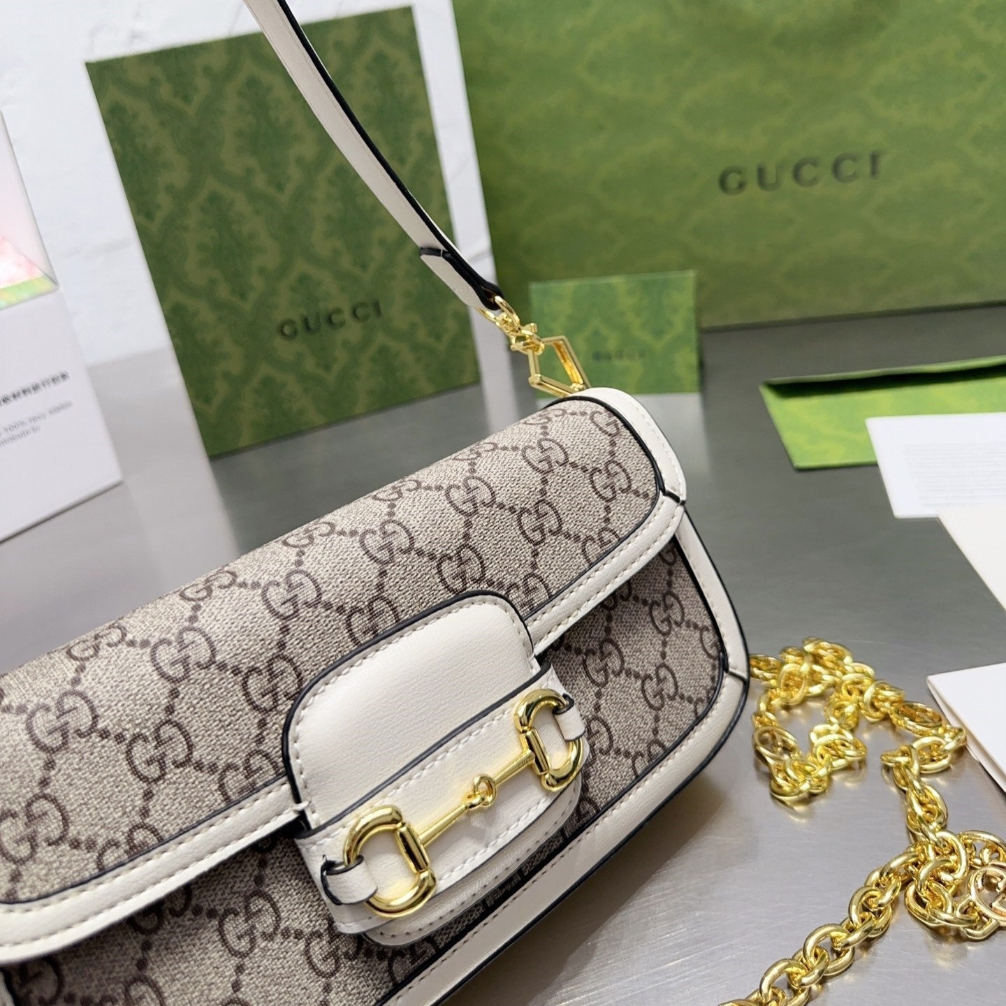 Pronta Entrega – Bolsa Modelo Gucci  mini com detalhe Horsebit 1955 Branco