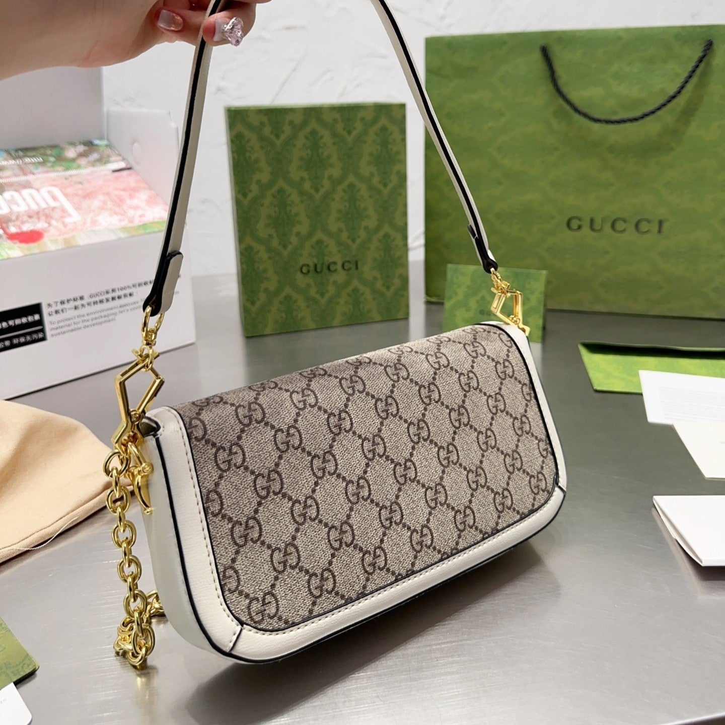 Pronta Entrega – Bolsa Modelo Gucci  mini com detalhe Horsebit 1955 Branco