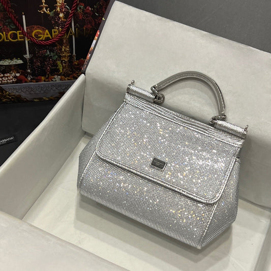Pronta Entrega – Bolsa Modelo Dolce & Gabbana tiracolo com Cristais Sicily KIM